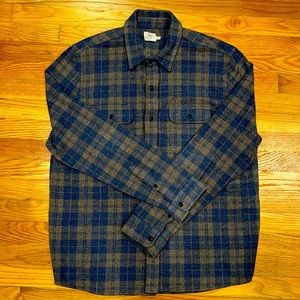 Faherty Legend Sweater Shirt, size XL
